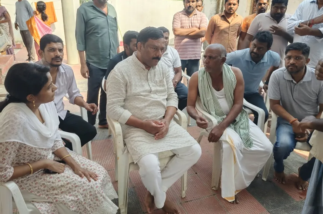 నిర్మల్ ఎమ్మెల్యే పరామర్శ