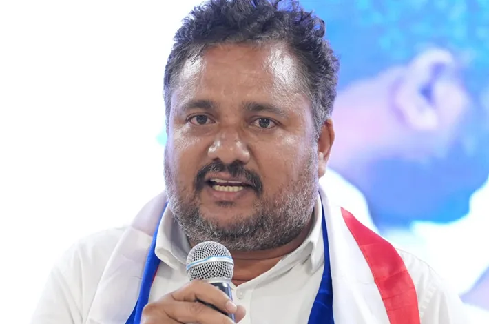 ఆరోగ్యాన్ని దృష్టిలో పెట్టుకుని డీజేలను నిషేధించాలి..