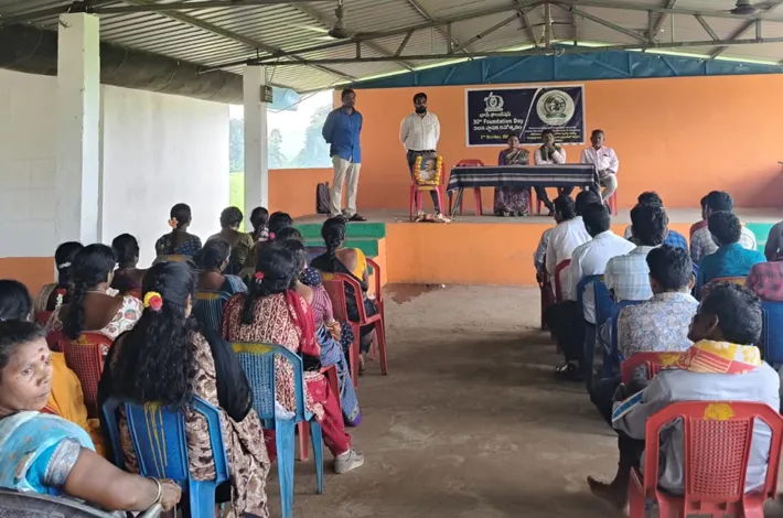 నర్సాపురంలో అవగాహన సమావేశం