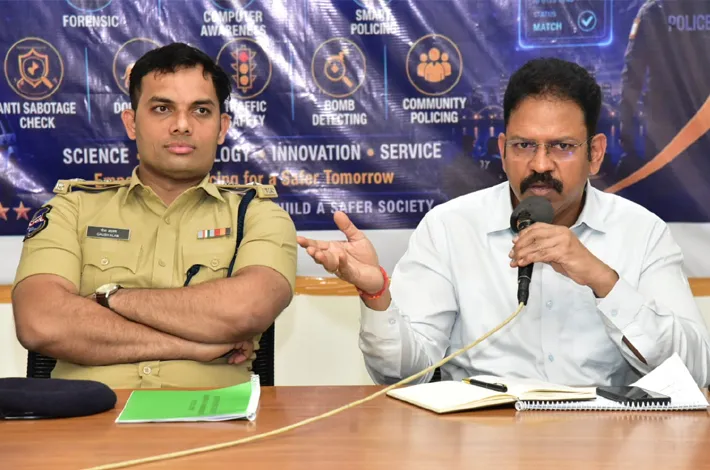 డ్రగ్ పెడ్లర్లపై ప్రత్యేక నిఘా ఉంచాలి