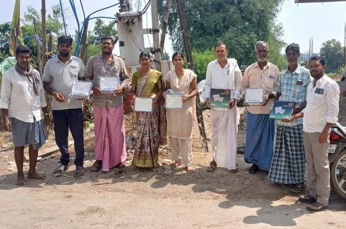 మర్లపల్లి  గ్రామంలో హై మాస్ లైట్ల ఏర్పాటు