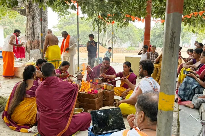 భక్తిశ్రద్ధలతో చండీ హోమం..