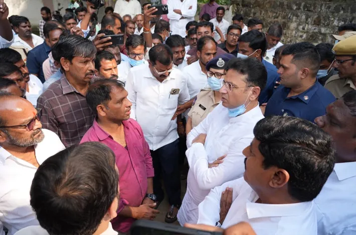 అంత్యక్రియలకు వెళ్తూ.. అనంత లోకాలకు