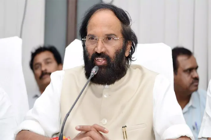 నీటి తరలింపుపై అభ్యంతరం.. ఉత్తమ్‌తో నేతల భేటీ!