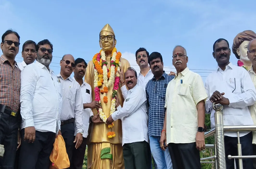 ప్రజాసేవలో నేటి తరానికి స్ఫూర్తిదాయకం కొండా లక్ష్మణ్ బాపూజీ 