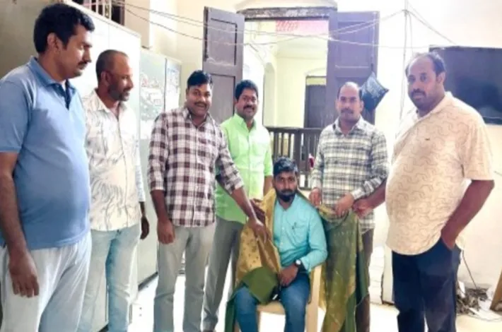 డి టీ మహేందర్ కు ఘన సన్మానం