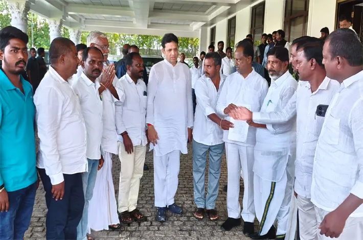 గ్రామ ప్రజల సమస్యలపై ఎమ్మెల్యే కీలక విజ్ఞప్తి