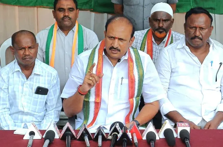 కేటీఆర్‎కు ప్రశ్నావళి సంధించిన సుడా మాజీ చైర్మన్ 