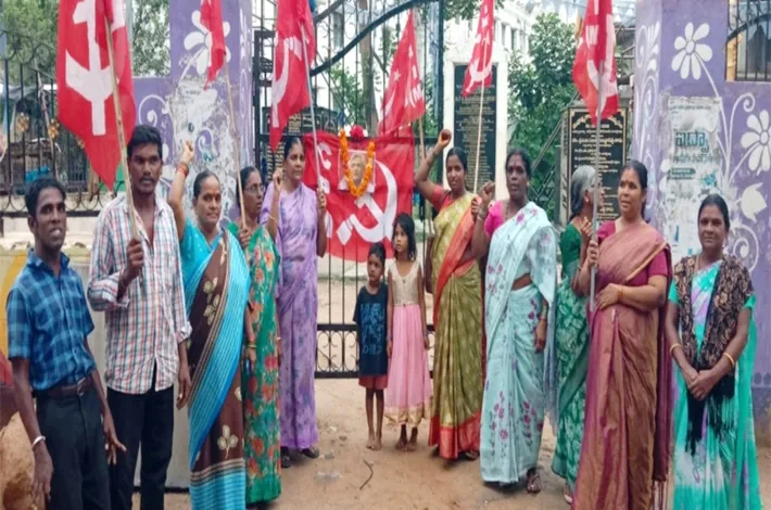 మనువాదాన్ని ప్రతిఘటించిన మార్క్సిస్టు మేధావి సీతారాం ఏచూరి