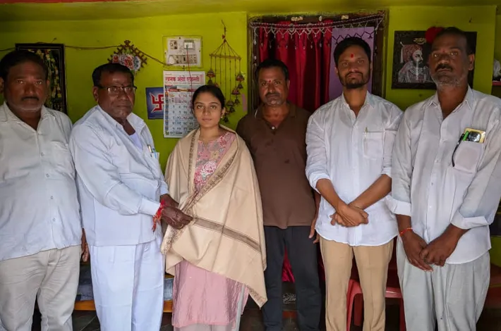 MBBS లో ఉచిత సీటు సాధించిన విద్యార్థినికి...