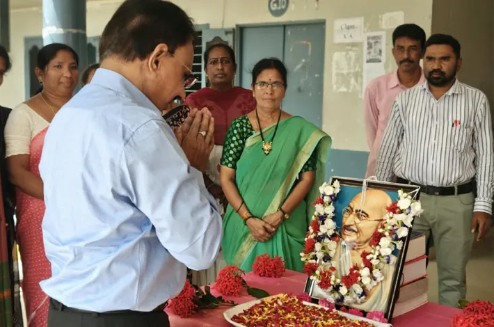 ఘనంగా గాంధీ జయంతి వేడుకలు