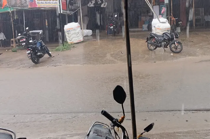 రైతులకు ఊరట కల్పించిన వర్షం...