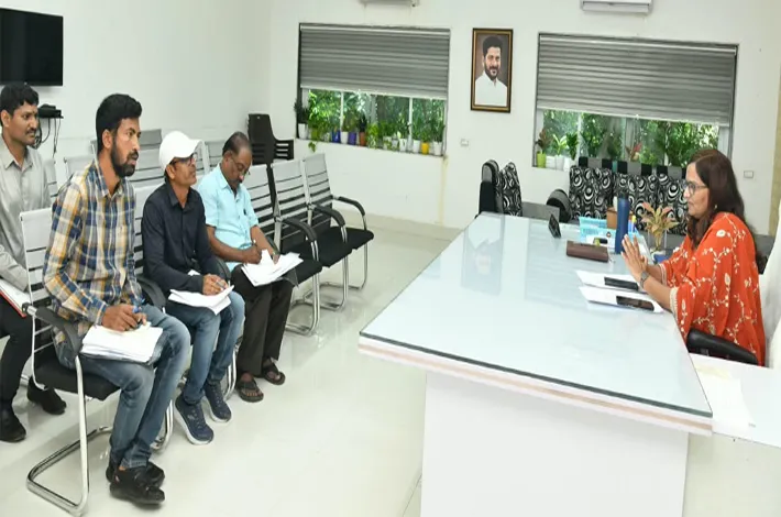 పర్యాటక దినోత్సవం ఘనంగా నిర్వహించాలి 
