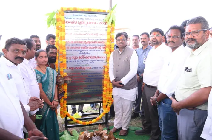 పుష్కర ఘాట్ నిర్మాణ పనులకు శంకుస్థాపన