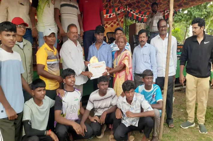 జోనల్ క్రీడా పోటీలలో పాల్వంచ మండలానికి ప్రథమ స్థానం