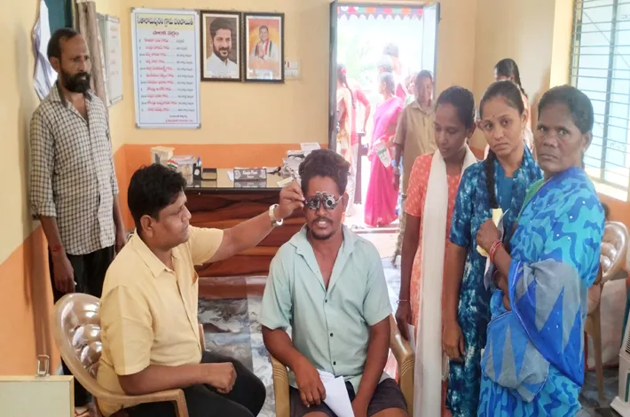 ఉచిత కంటి వైద్య శిబిరం ప్రారంభించిన ఎమ్మెల్యే జారే