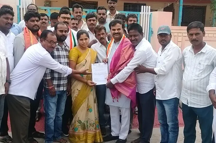 కార్యకర్త కష్టంలో కాంగ్రెస్ అండగా.. 
