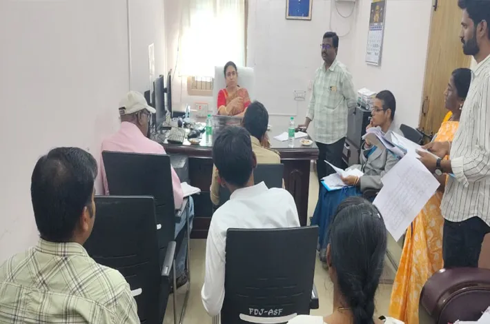 పేద ఖైదీలకు ఉచిత న్యాయ సహాయం