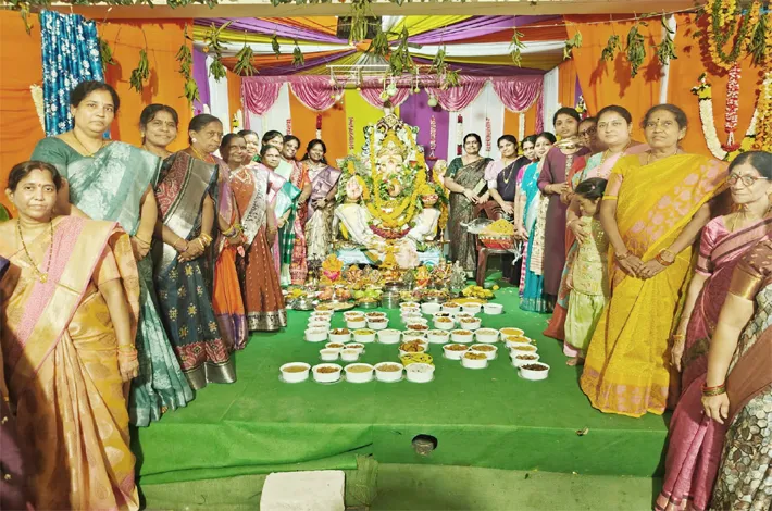 ఎస్ఆర్కె బొజ్జ గణపయ్యకు నైవేద్యంగా 108 ప్రసాదాలు ‌