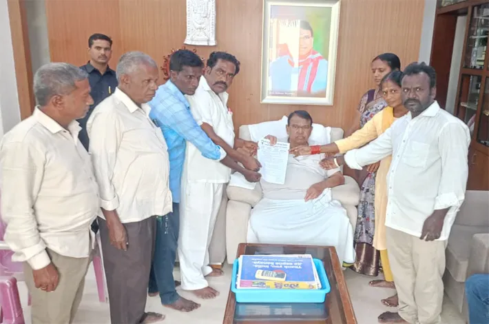 మధ్యాహ్న భోజన కార్మికుల హామీలను అమలు చేయాలి