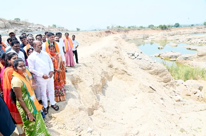 డంప్ యార్డ్ పాపం కాంగ్రెస్, బీఆర్‌ఎస్‌లదే