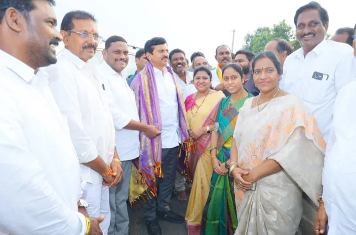 సత్తుపల్లి నియోజకవర్గ అభివృద్ధిపై మంత్రి సమీక్ష