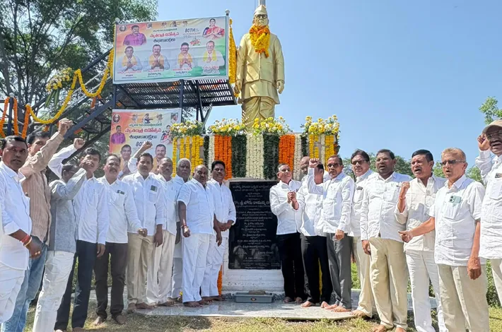 కాంగ్రెస్ పాలనలో సమాఖ్య ఆంధ్రా నేతల పెత్తనం