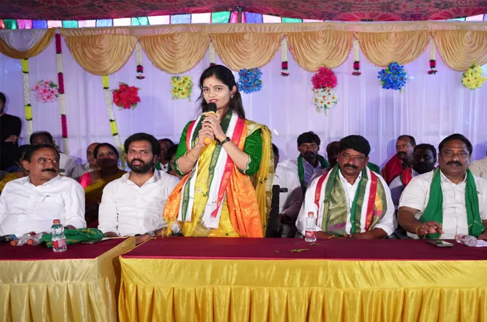 మార్కెట్ కమిటీ నూతన చైర్మన్‌గా బాధ్యతల స్వీకరణ