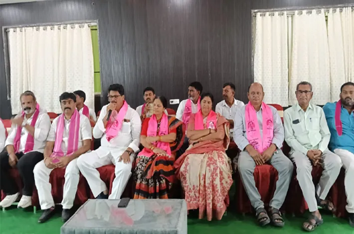వెయ్యి రోజుల పాలన వెయ్యి అబద్ధాలు