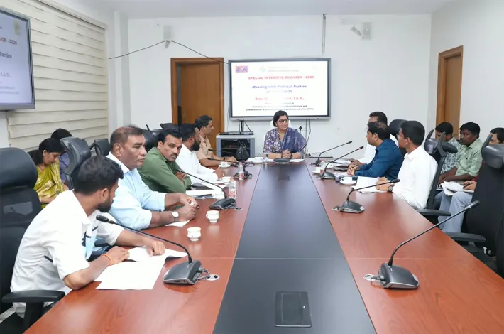 పారదర్శకమైన ఓట్లతో ప్రజాస్వామ వ్యవస్థ మరింత బలోపేతం