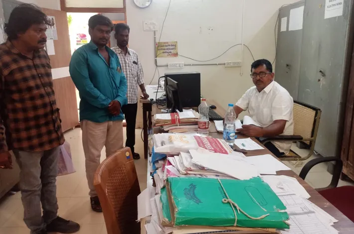 ఆలేరు తహసీల్దార్ కార్యాలయానికి సీనియర్ అసిస్టెంట్