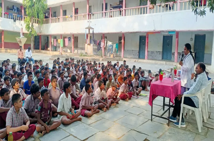 శారీరక, మానసిక ఆరోగ్యం కొరకు యోగా, ధ్యానం