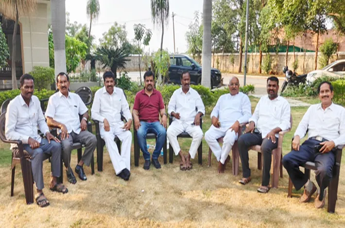 అన్ని కులాల్లోని నిరుపేదలకూ రిజర్వేషన్లు దక్కాలి
