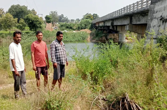 బతుకమ్మల కొరకు ఏర్పాట్లు విషయంలో నిర్లక్ష్యం