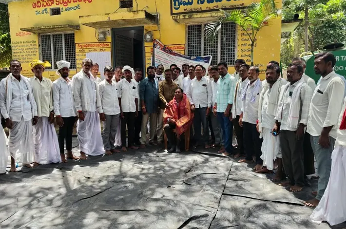 ఉత్తమ ఉపాధ్యాయునికి సన్మానం 