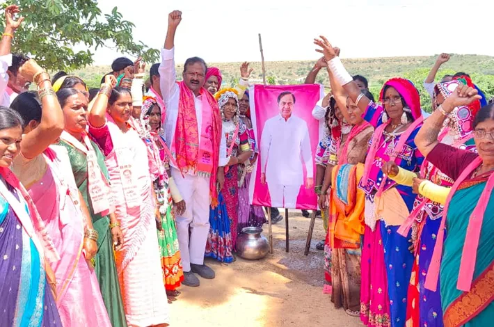 గిరిజనుల రిజర్వేషన్లు పెంచిన ఘనత కేసీఆర్ ది 