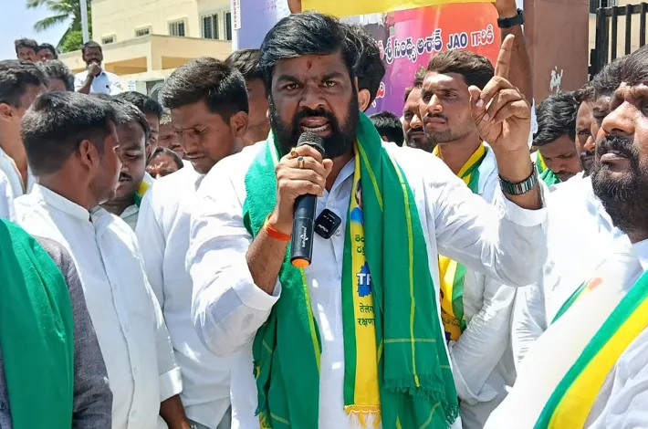 రైతులకు 24 గంటల నాణ్యమైన విద్యుత్ ఇవ్వాలి