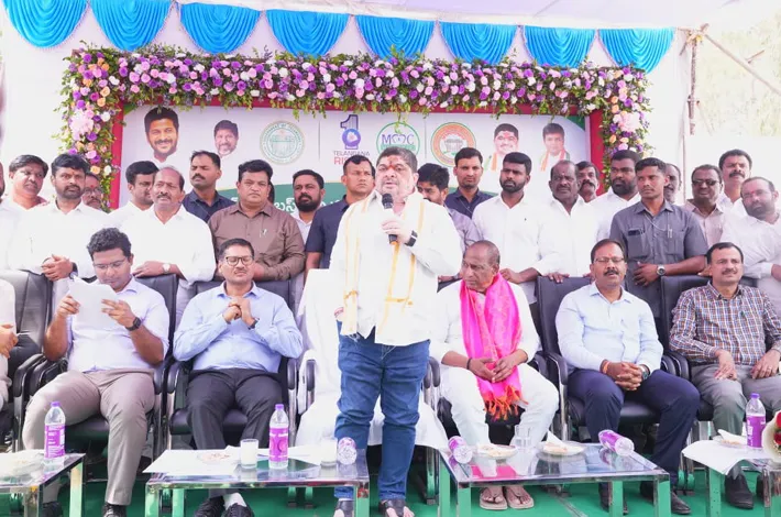 100 రోజుల్లో పూర్తి చేస్తాం.. మంత్రి పొన్నం కీలక ప్రకటన