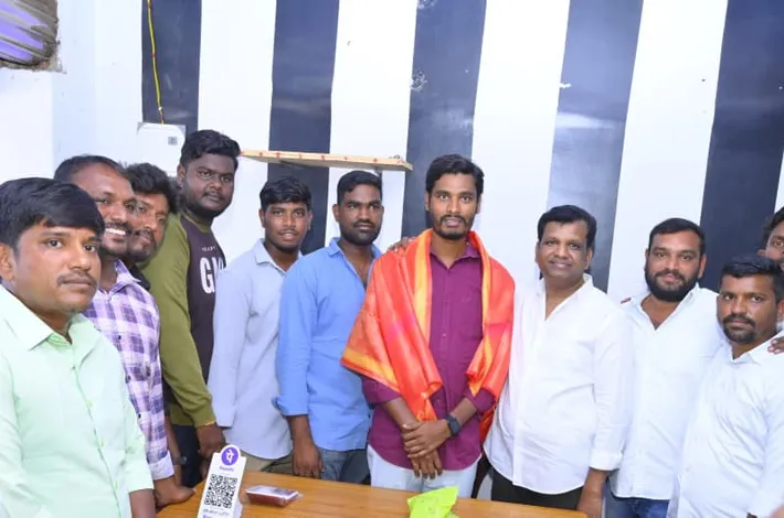 యువత స్వయం ఉపాధితో ఆర్థికంగా రాణించాలి 