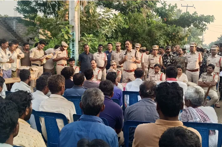 కార్డన్‌ సెర్చ్‌లో మద్యం పట్టివేత