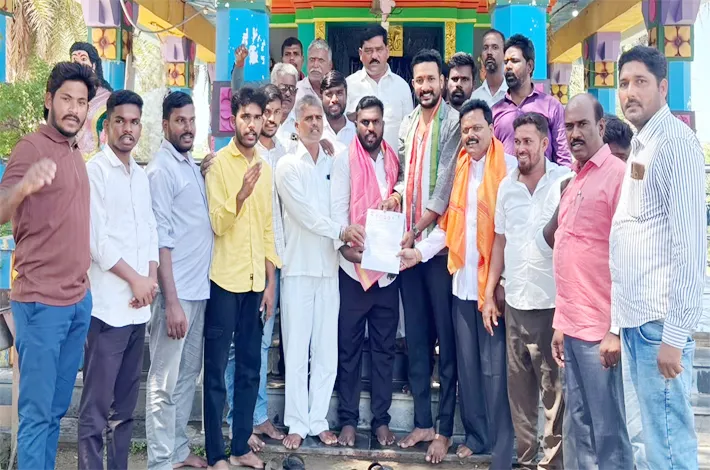 బస్వాపూర్‌ యువజన కాంగ్రెస్‌ అధ్యక్షుడిగా వంకా రాజేశ్‌
