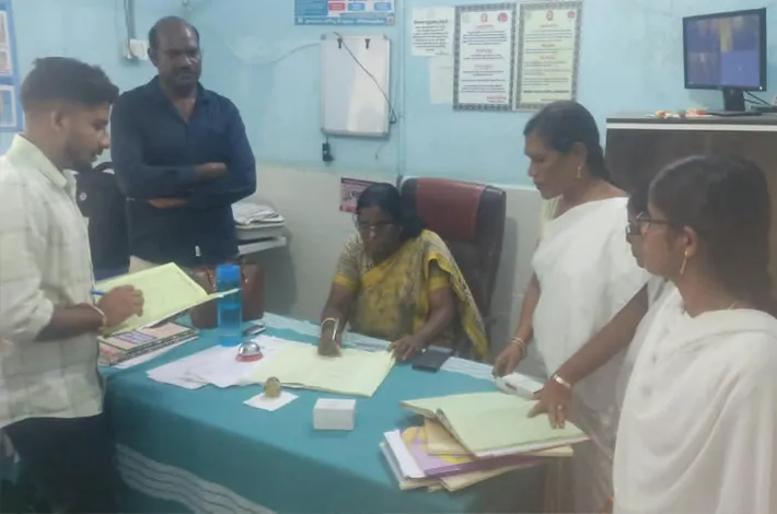 కోనరావుపేట పీహెచ్‌సీ ఆకస్మిక తనిఖీ