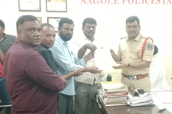ఎస్సీలకు కేటాయించిన స్థలం కబ్జా?