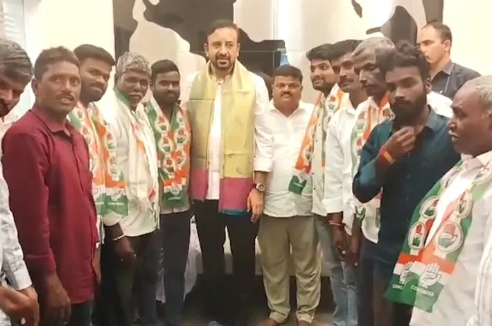 కాంగ్రెస్ పార్టీలో చేరిన మాదిగ సంఘ సభ్యులు...