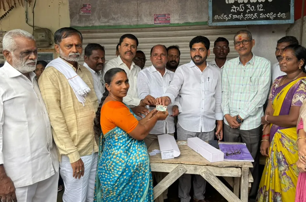 అర్హులందరికీ డిజిటల్ రేషన్ కార్డులు