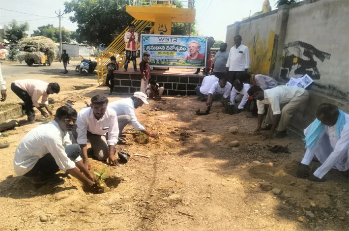 ఫాదర్ హర్మన్ బాకర్ జన్మదినాన పచ్చదనానికి శ్రీకారం
