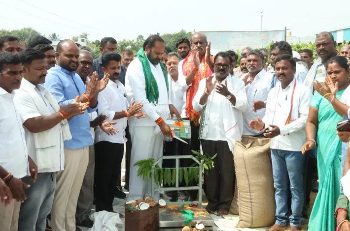 మద్దతు ధర విషయంలో ఎక్కడ రాజీ పడకుండా పనిచేస్తున్నాము