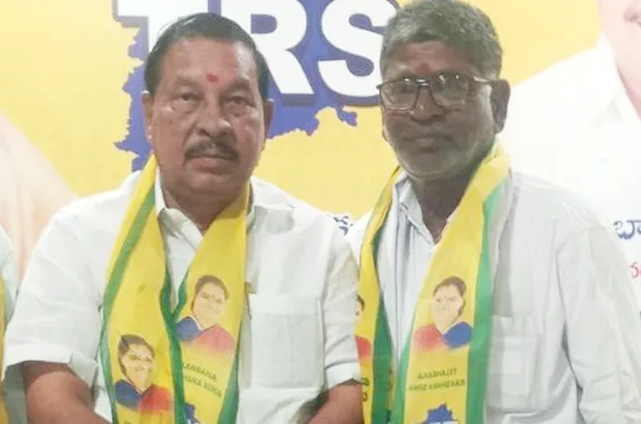 తెలంగాణ రక్షణ సేన పార్టీలో చేరిన టీడీపీ మండల కన్వీనర్