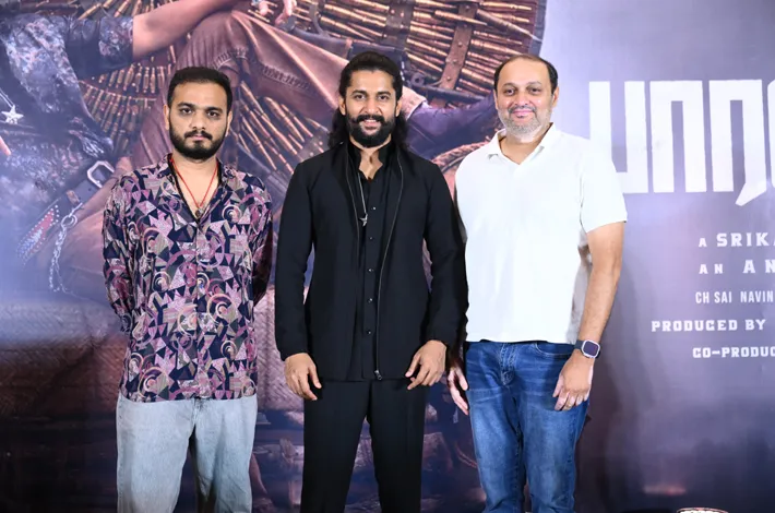 ప్యారడైజ్ రీల్స్ కోసం లక్షజడలు కొన్నారట!