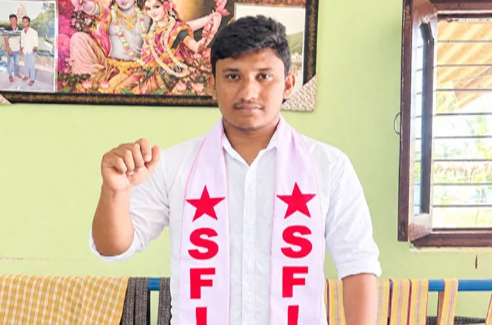 ఎన్నికల ప్రధాన కమిషనర్ తక్షణమే రాజీనామా చేయాలి